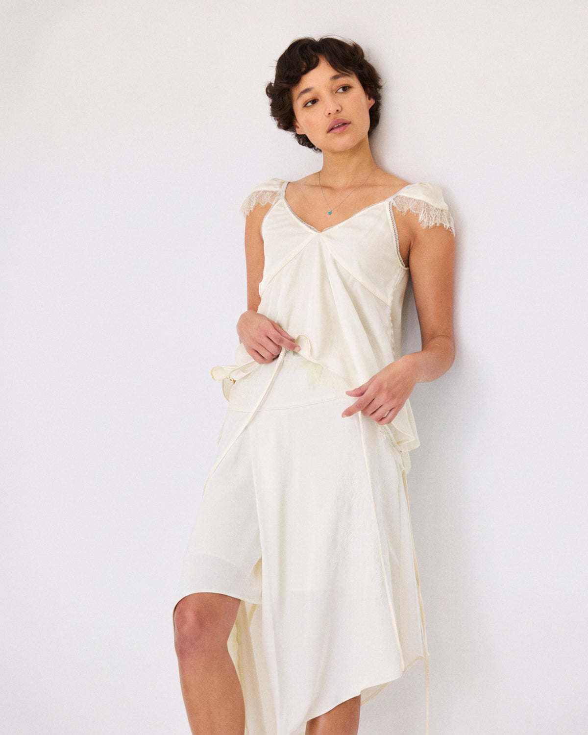 CAP SLEEVE LACE DRAWSTRING CAMI