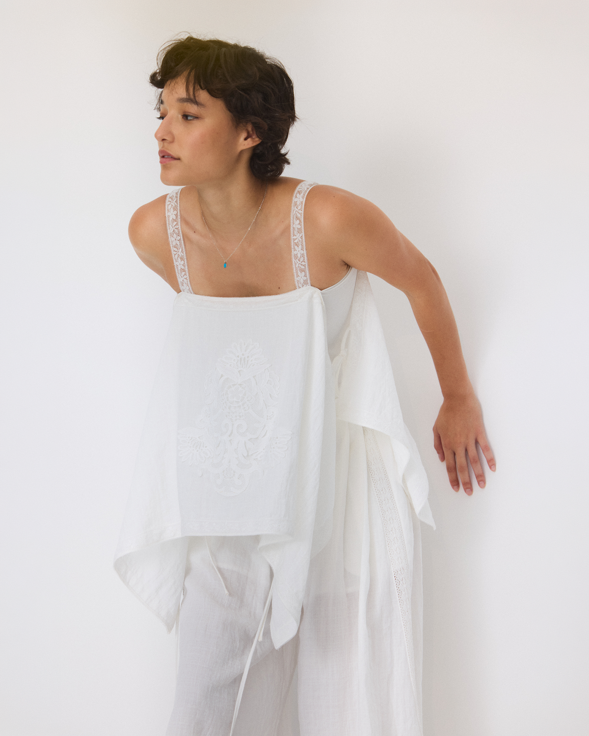 EMBROIDERED LACE HANDKERCHIEF CAMI