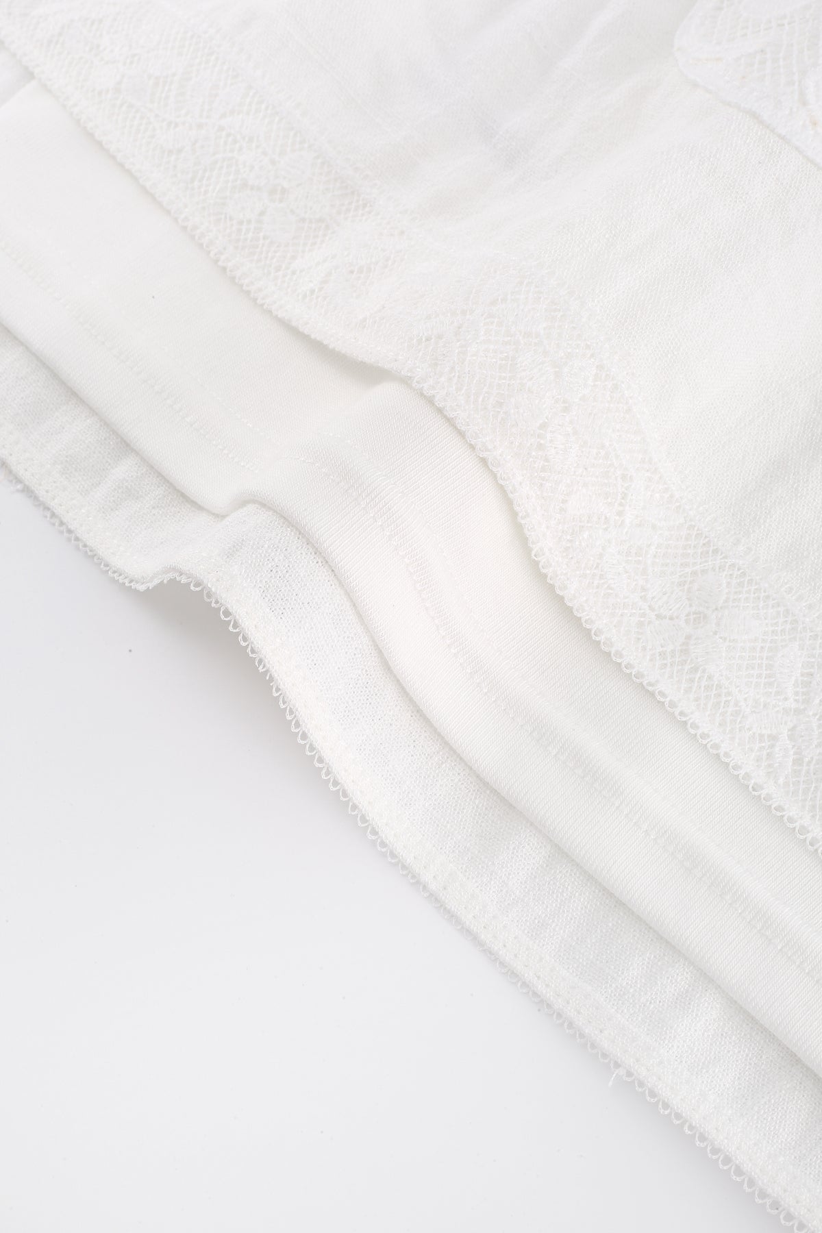 EMBROIDERED LACE HANDKERCHIEF CAMI