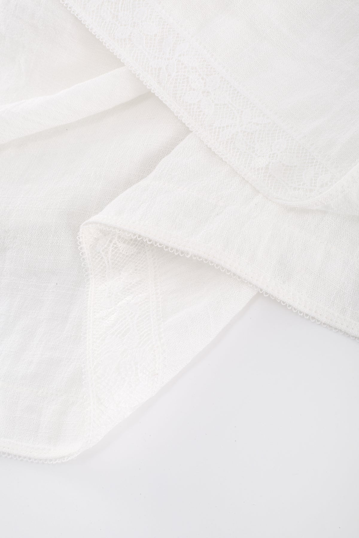 EMBROIDERED LACE HANDKERCHIEF CAMI