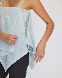 EMBROIDERED LACE HANDKERCHIEF CAMI