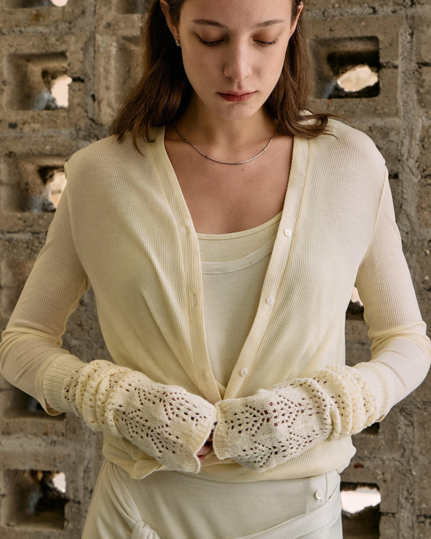 SHORT-SLEEVE RIBBED CARDIGAN
