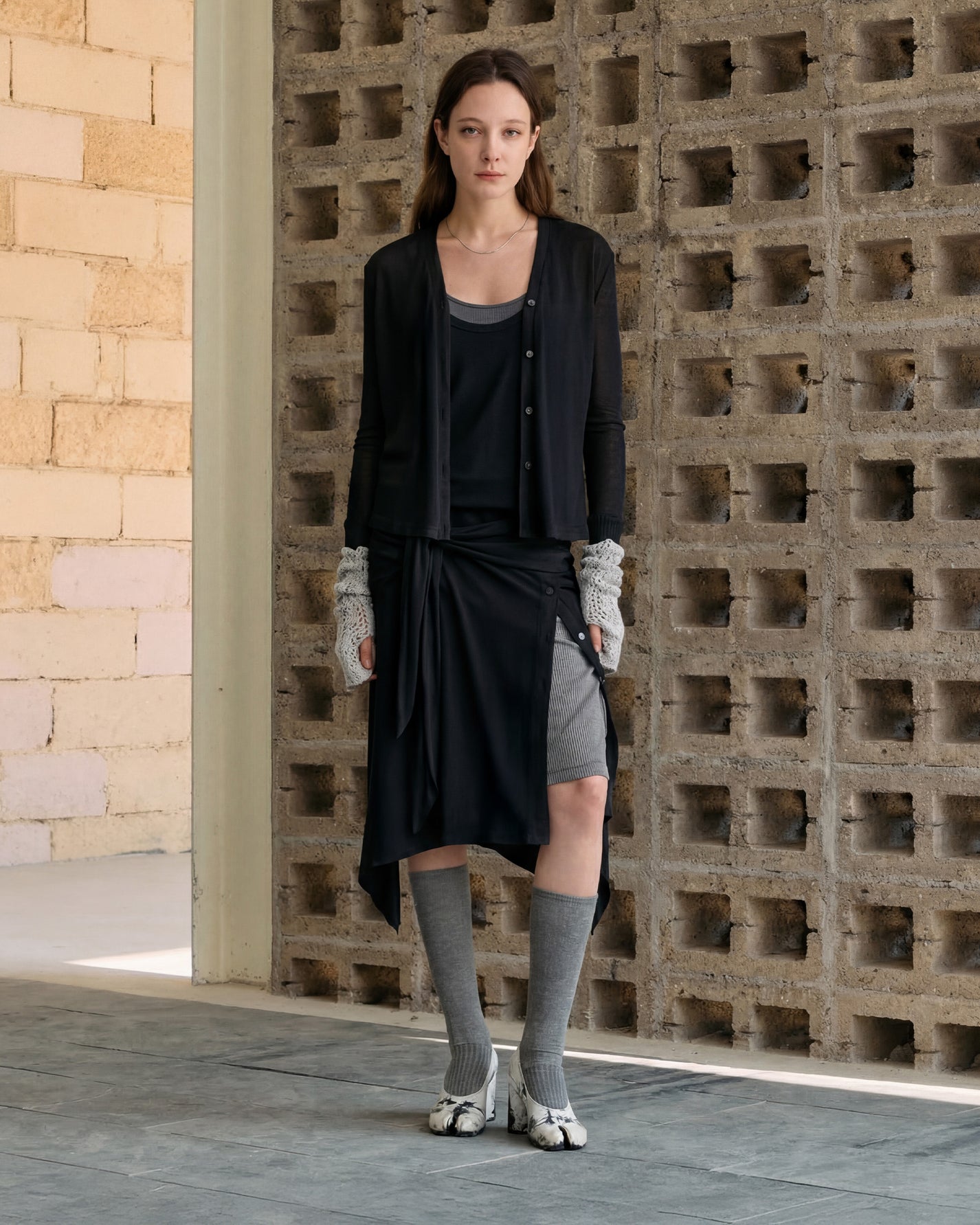 SHORT-SLEEVE RIBBED CARDIGAN