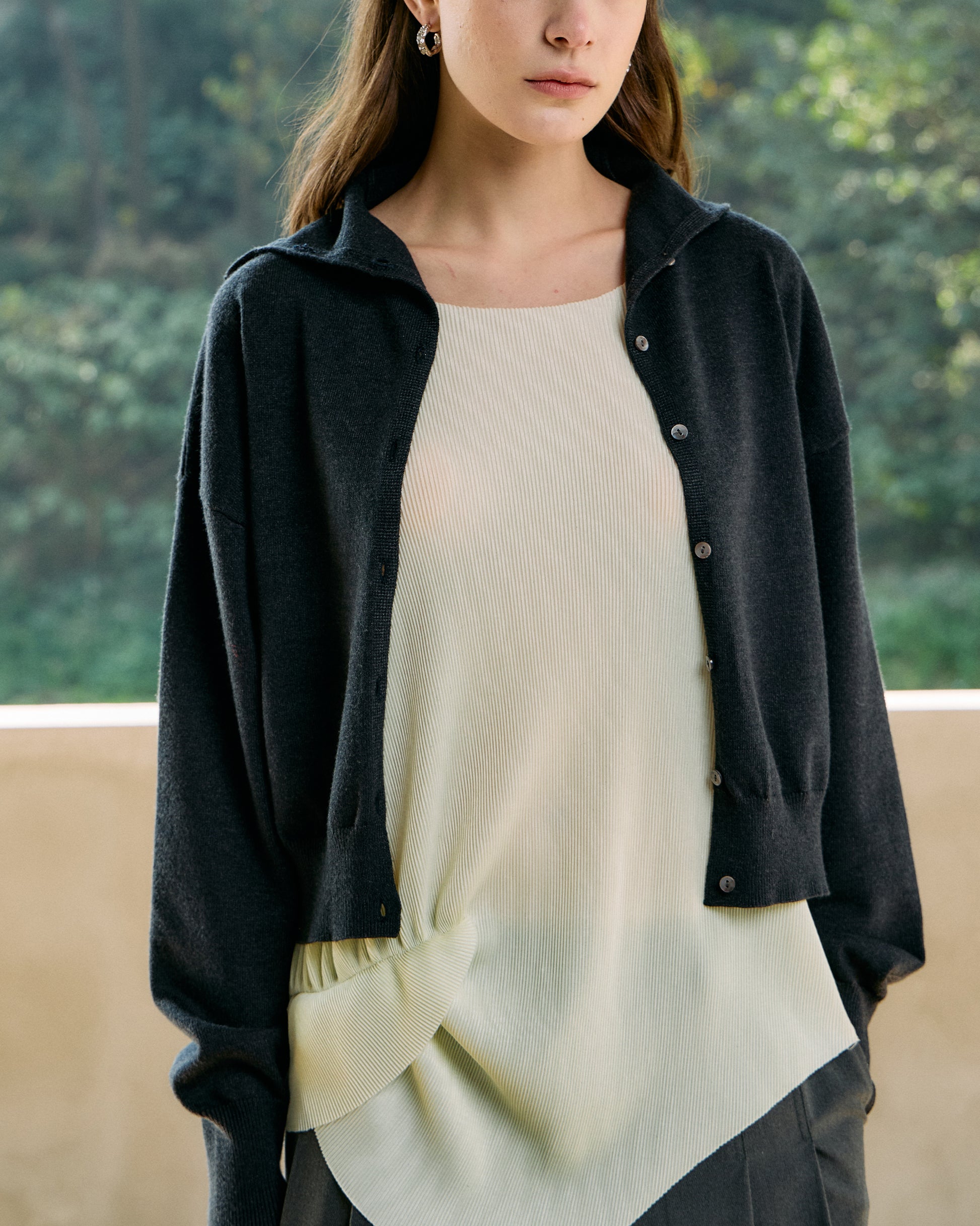 CROPPED TURTLENECK KNIT CARDIGAN