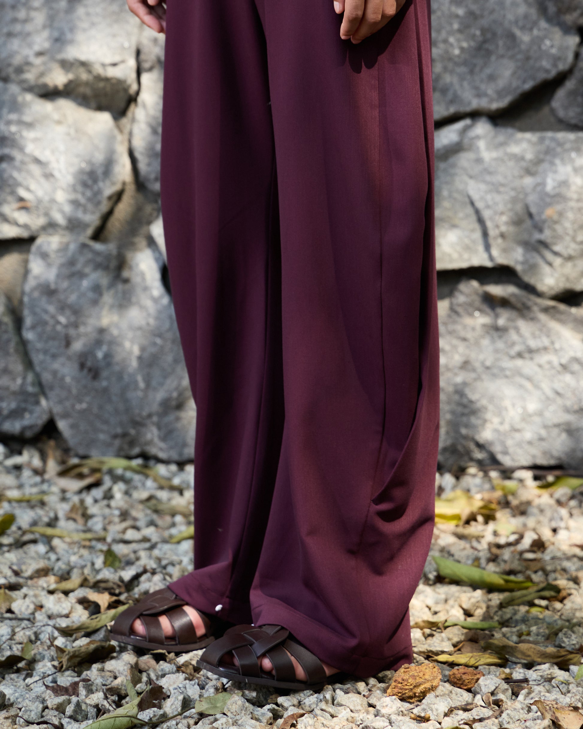 ADJUSTABLE WOOL TROUSERS