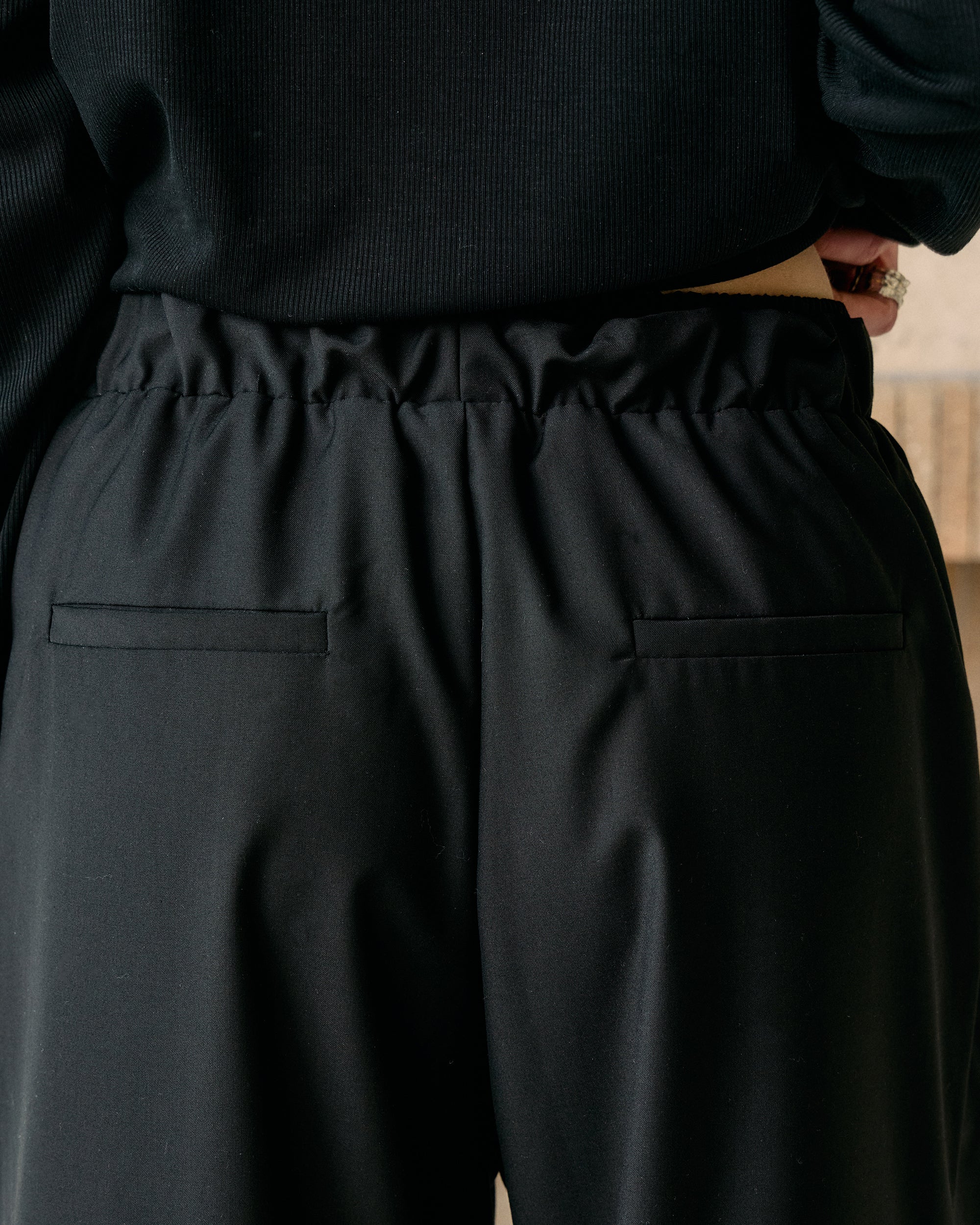 PLEATED DRAWSTRING WIDE PANTS