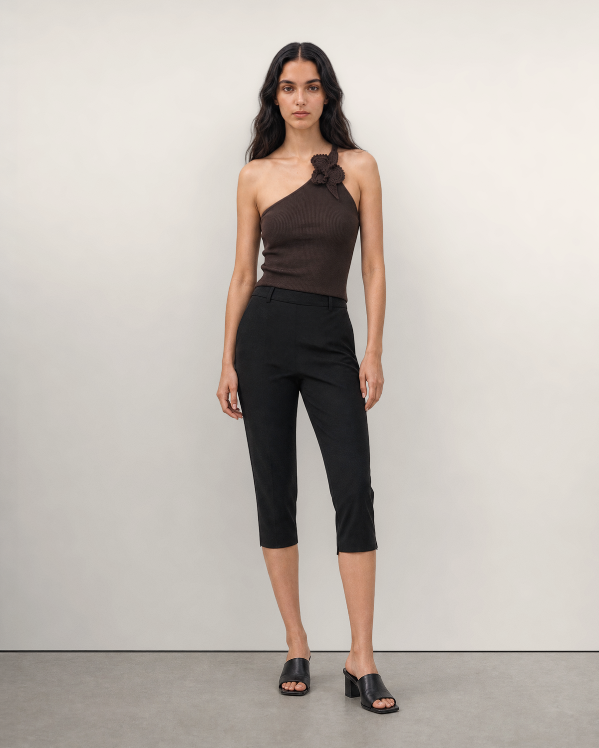 SIDE-ZIP CROPPED TROUSERS