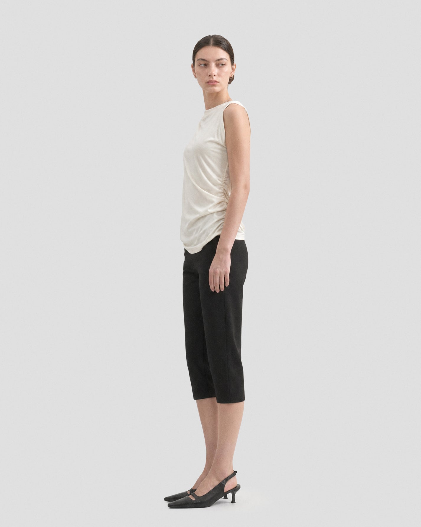 SIDE-ZIP CROPPED TROUSERS