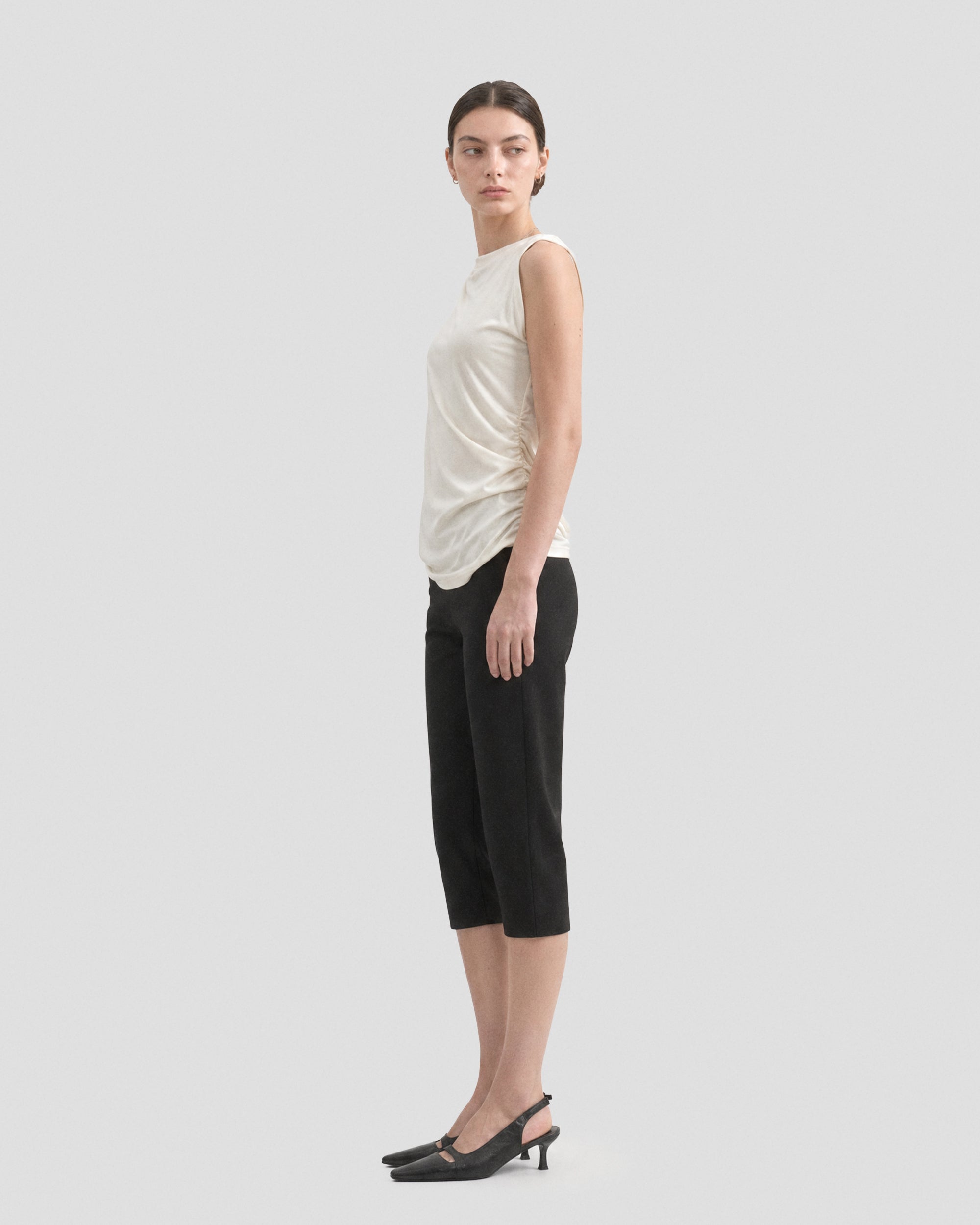 SIDE-ZIP CROPPED TROUSERS