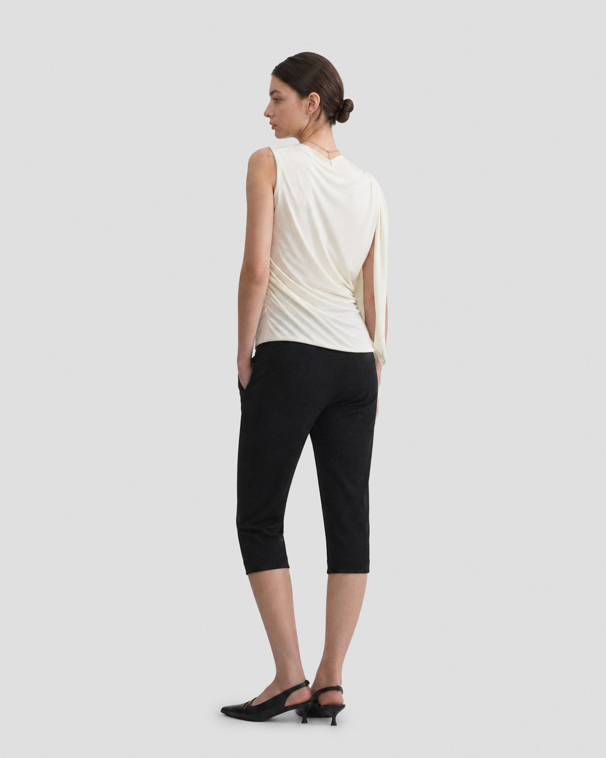 SIDE-ZIP CROPPED TROUSERS
