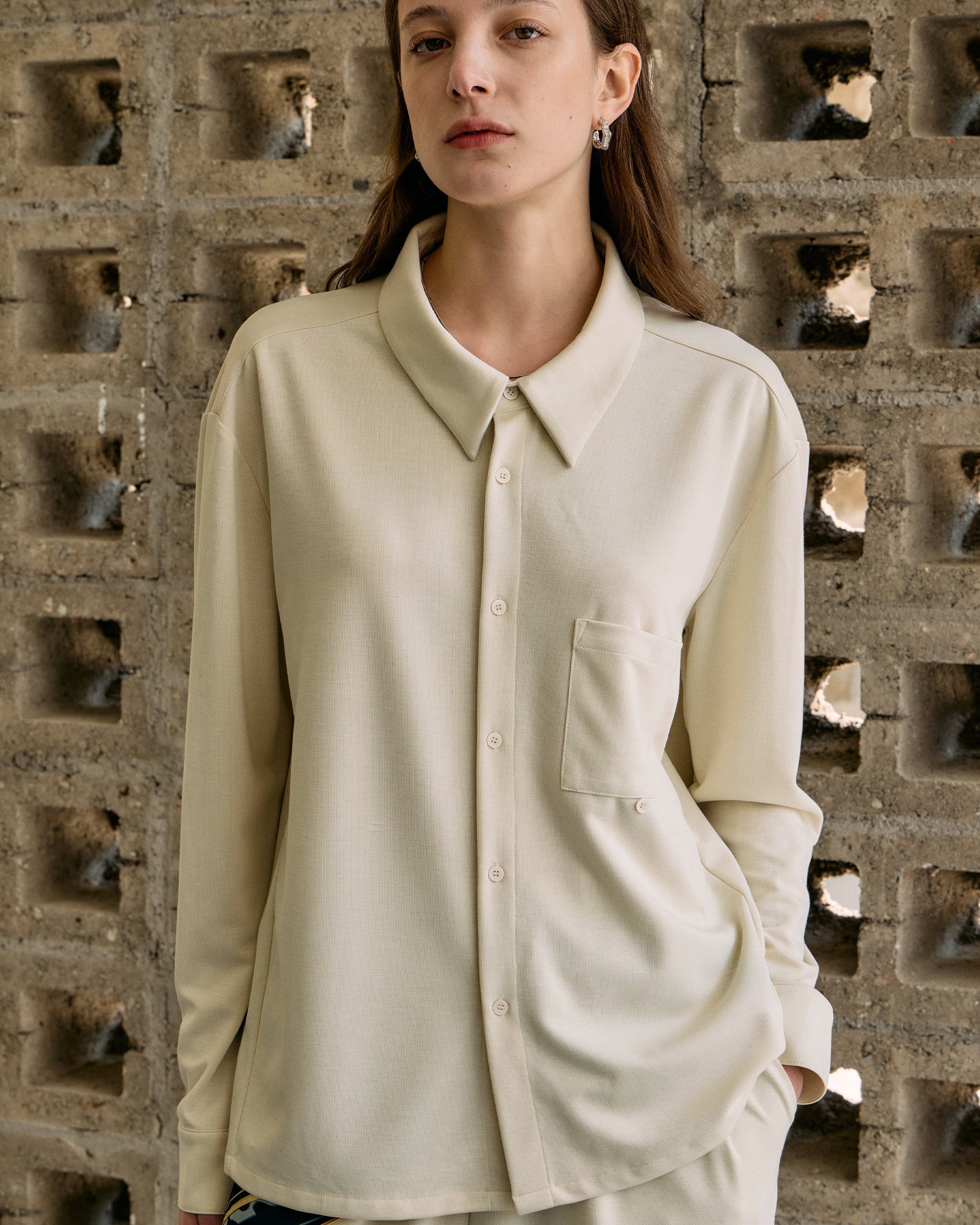 SLIM FIT KNIT SHIRT