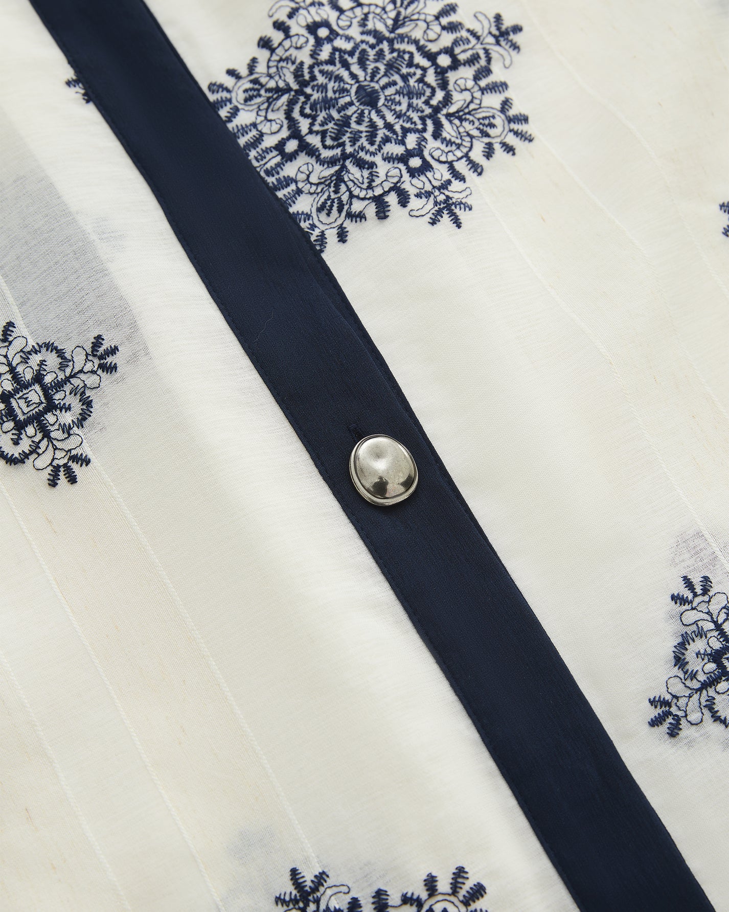刺繡無領度假襯衫