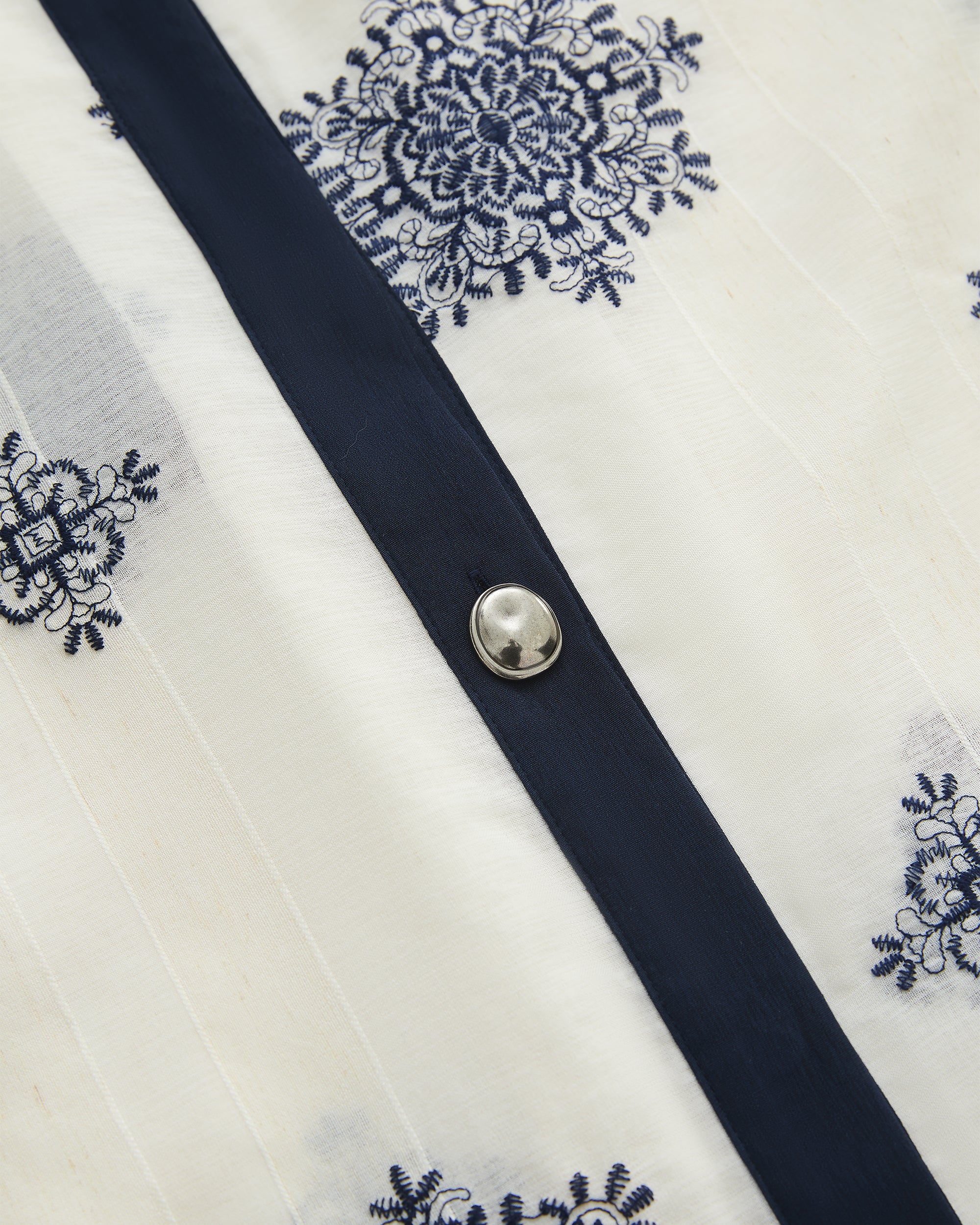 刺繡無領度假襯衫