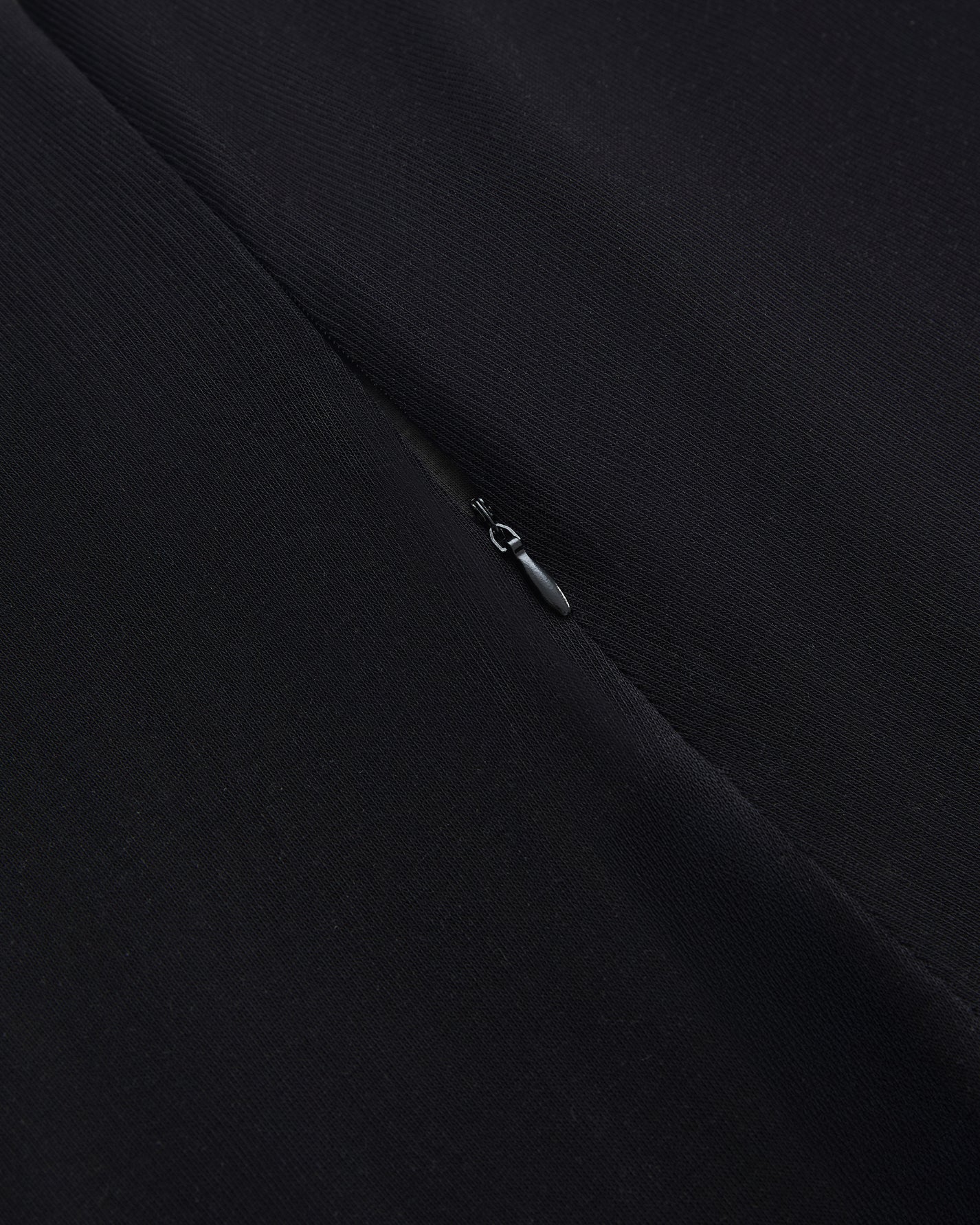 TWO-TONE VARIATION TIE SKIRT
