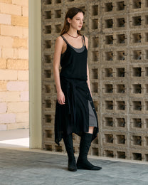 TWO-TONE VARIATION TIE SKIRT