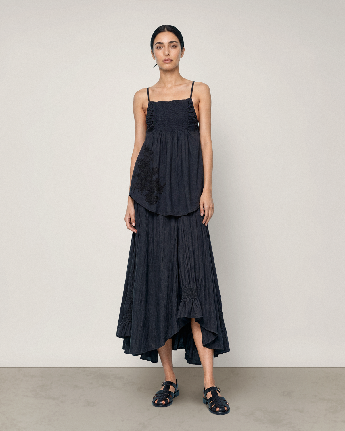 IRREGULAR PLEATED FLARE SKIRT