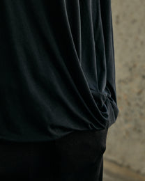 TWIST HEM LONG SLEEVE TEE