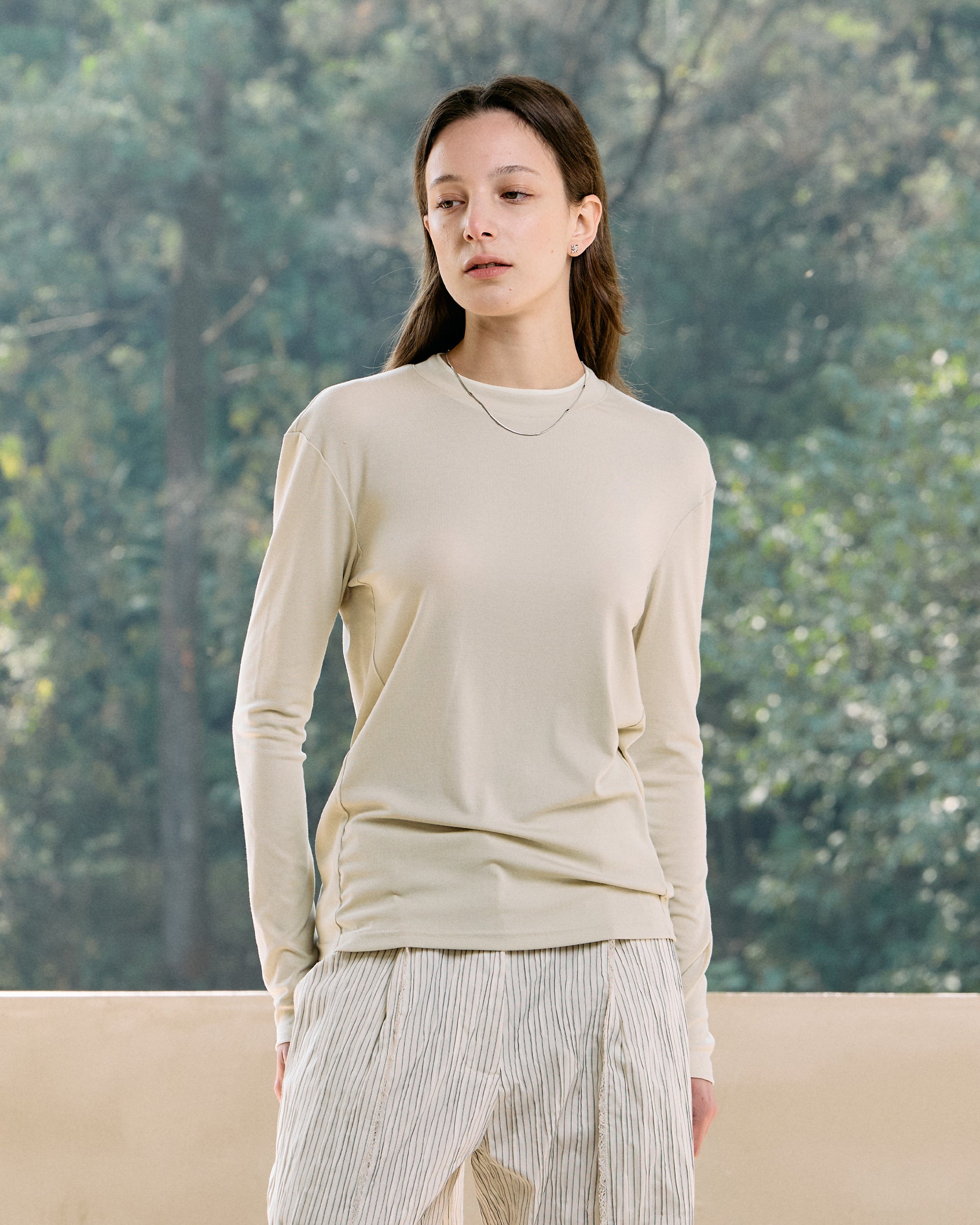 DOUBLE-COLLAR BASIC LAYERING TOP