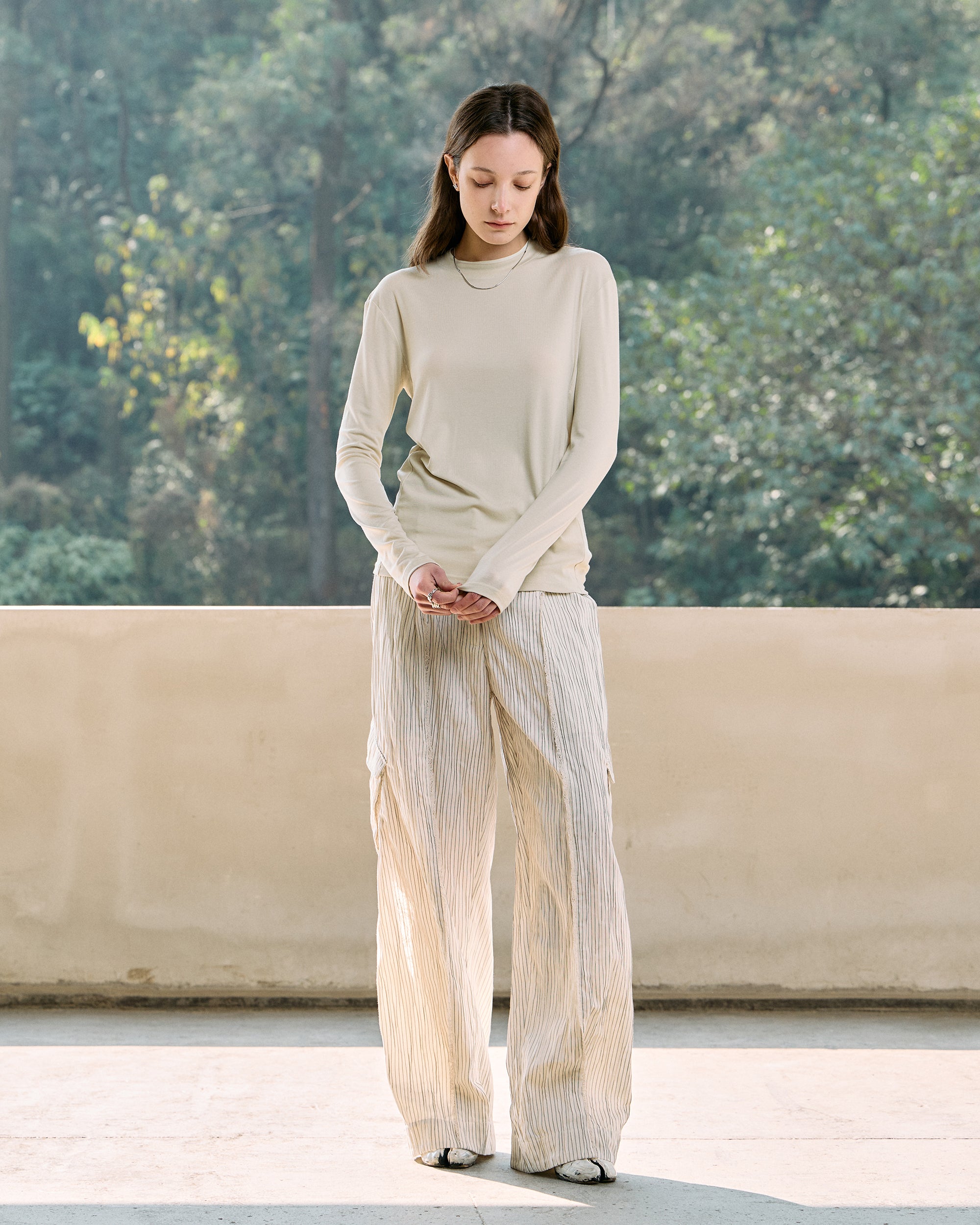 DOUBLE-COLLAR BASIC LAYERING TOP