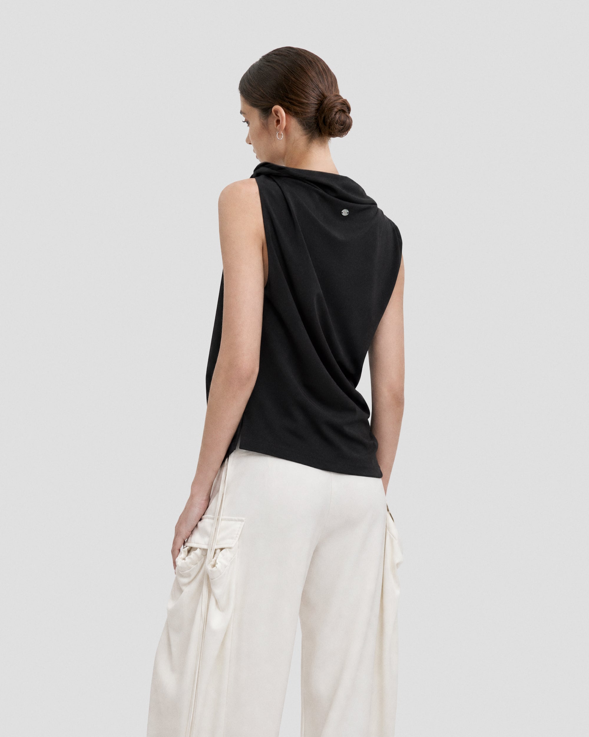 TWIST SLIT-HEM TANK