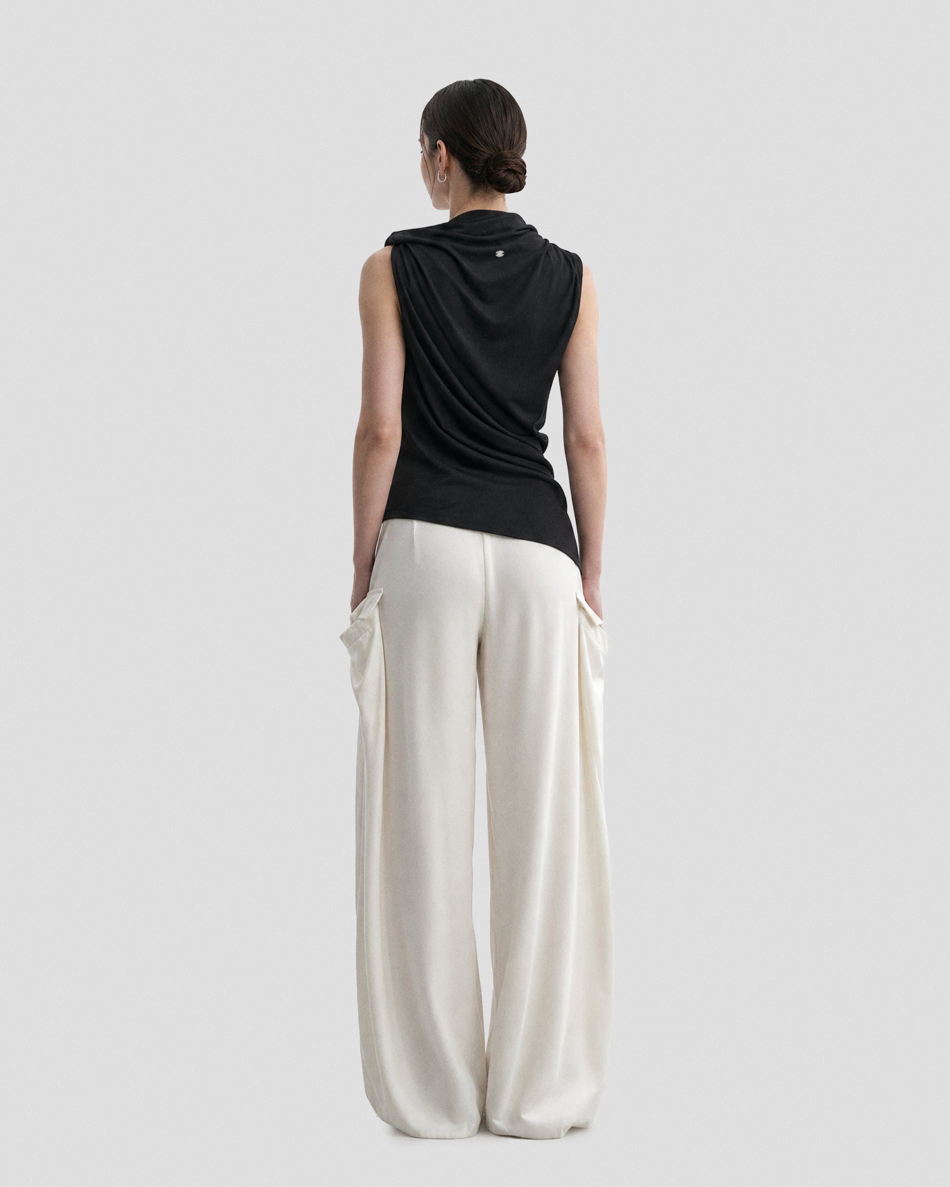 TWIST SLIT-HEM TANK