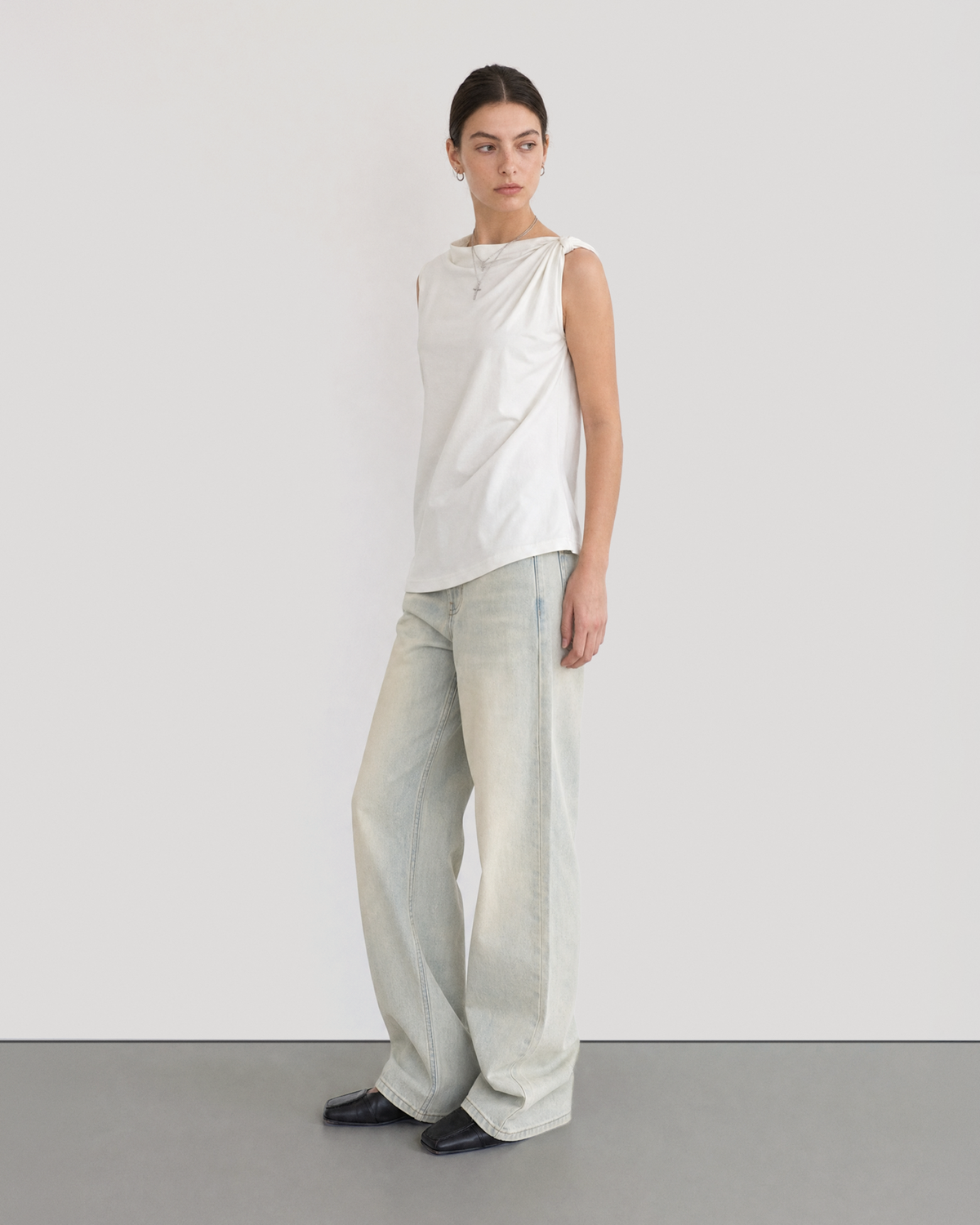 TWIST SLIT-HEM TANK