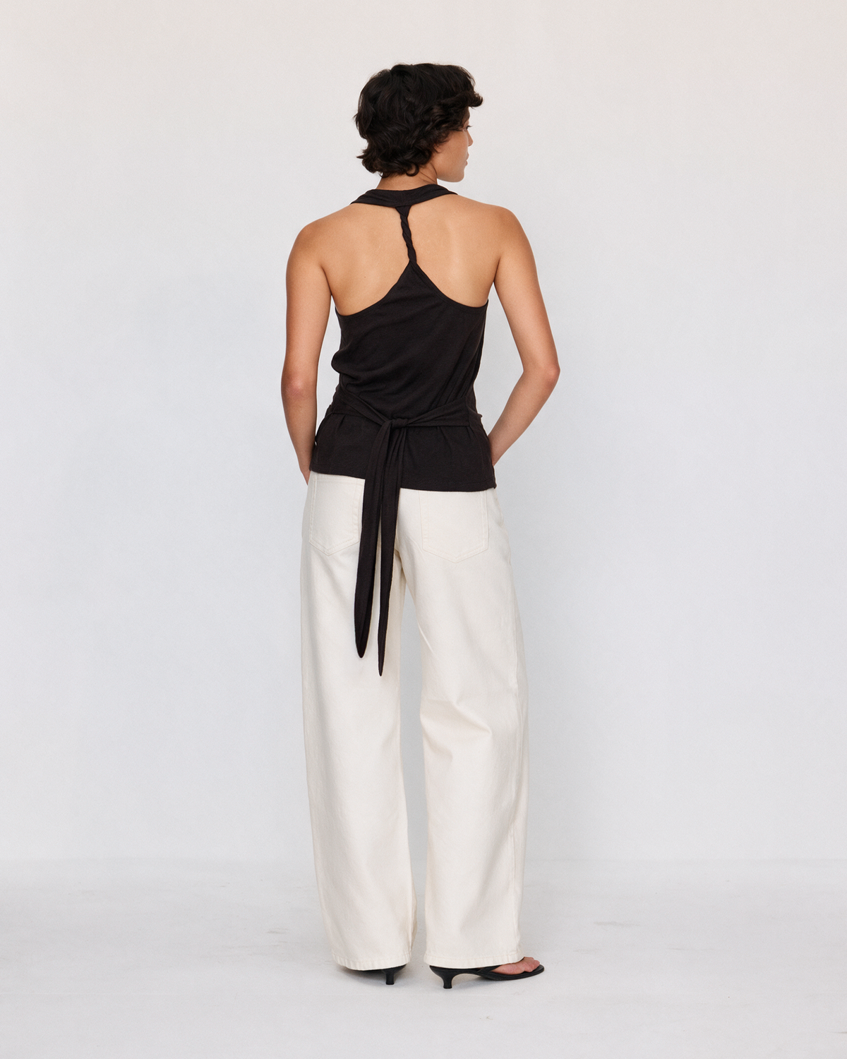 TWIST-BACK BUTTON-FRONT TANK TOP