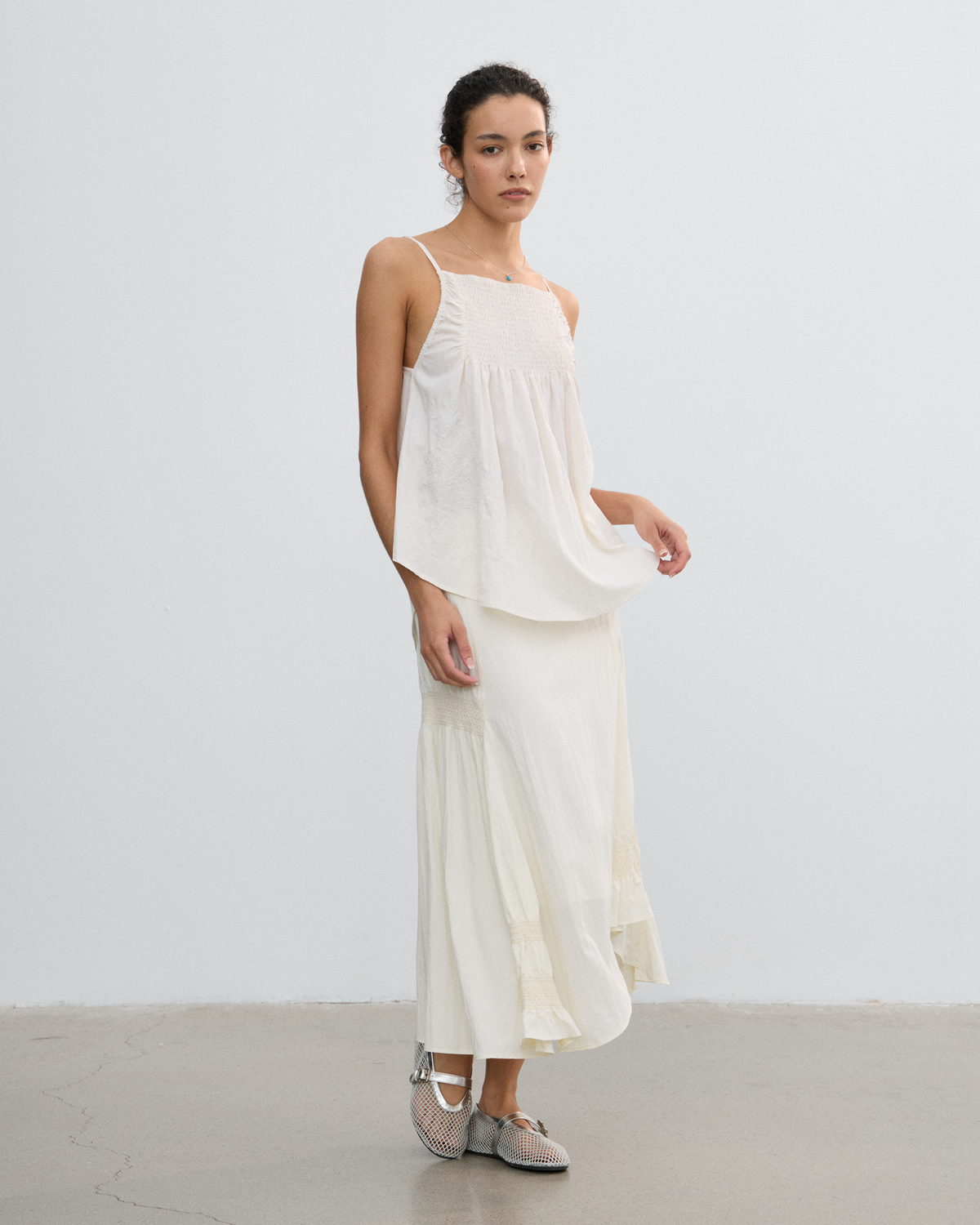 CRINKLE EMBROIDERED FLARE CAMI