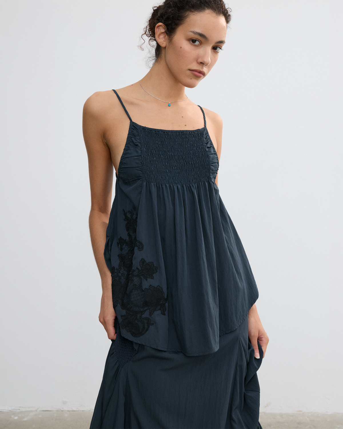 CRINKLE EMBROIDERED FLARE CAMI