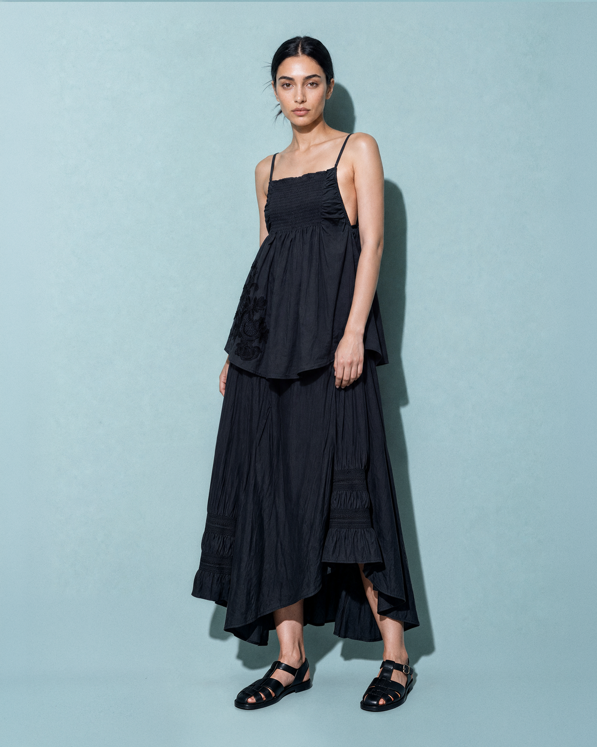 CRINKLE EMBROIDERED FLARE CAMI