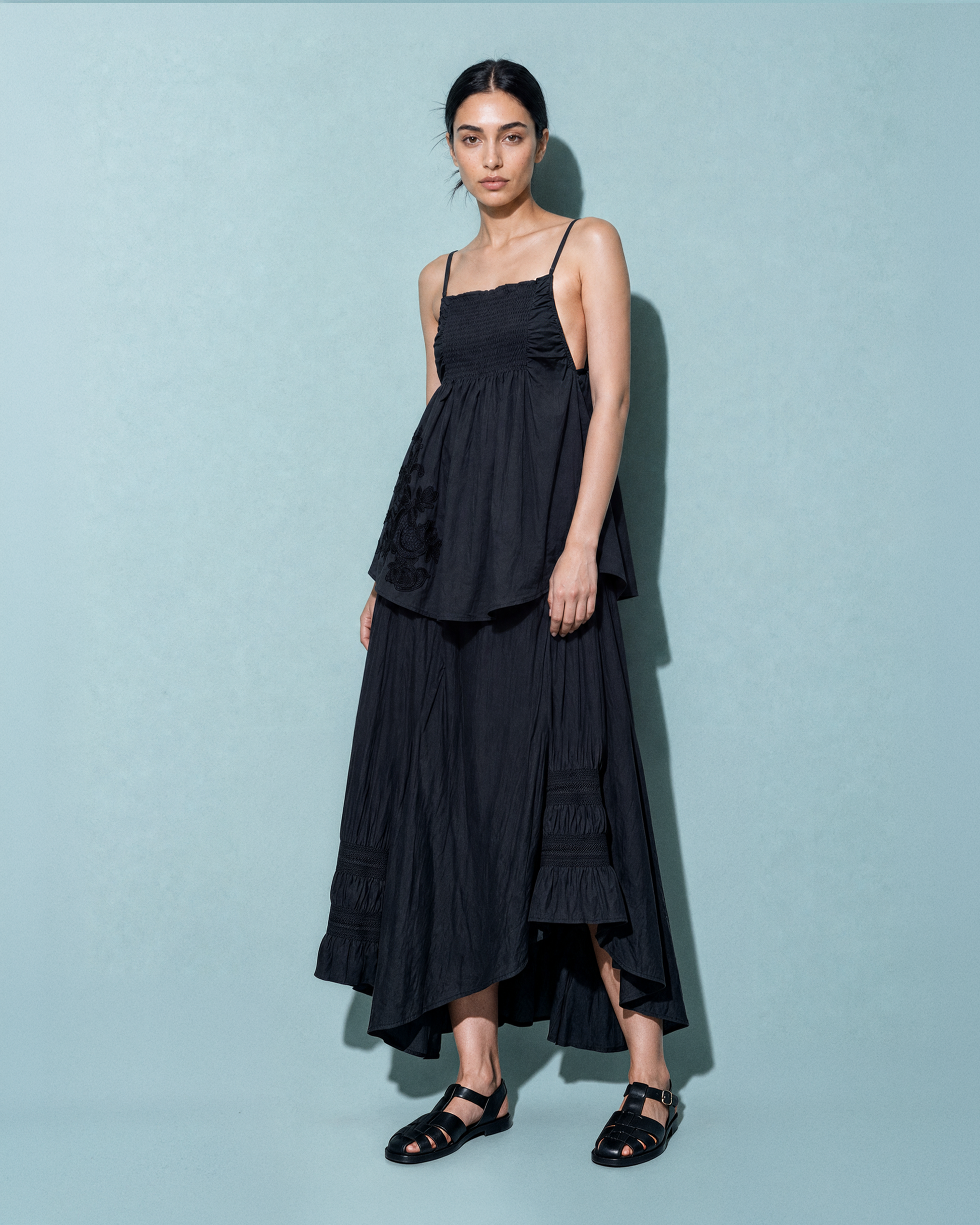 CRINKLE EMBROIDERED FLARE CAMI