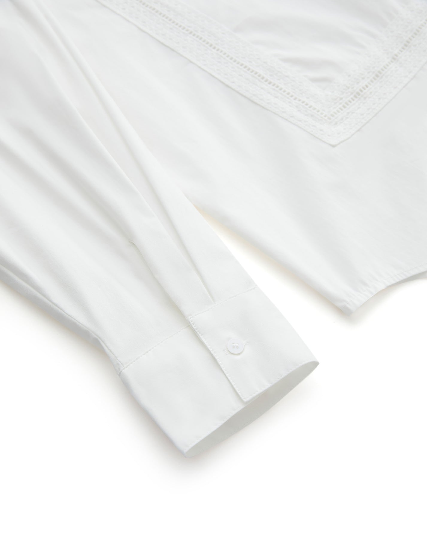 LACE EMBROIDERED MATTE SHIRT