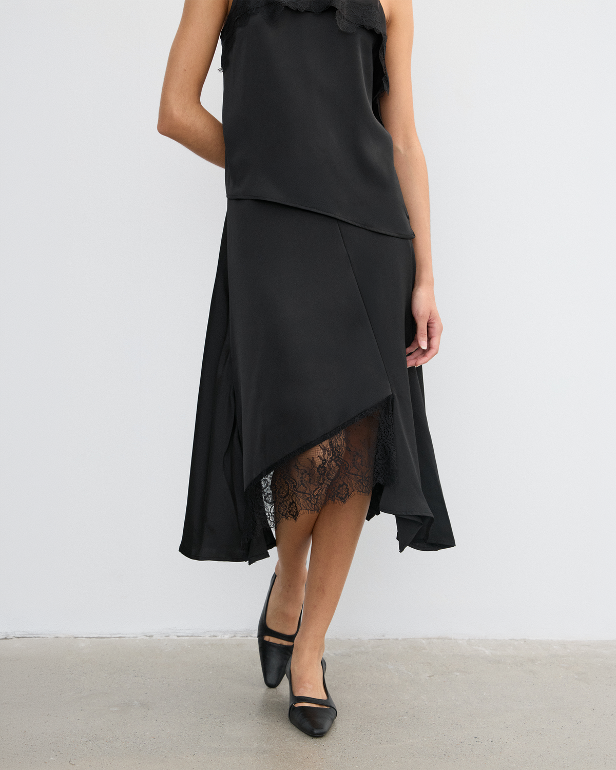 SATIN IRREGULAR LACE LAYERED SKIRT