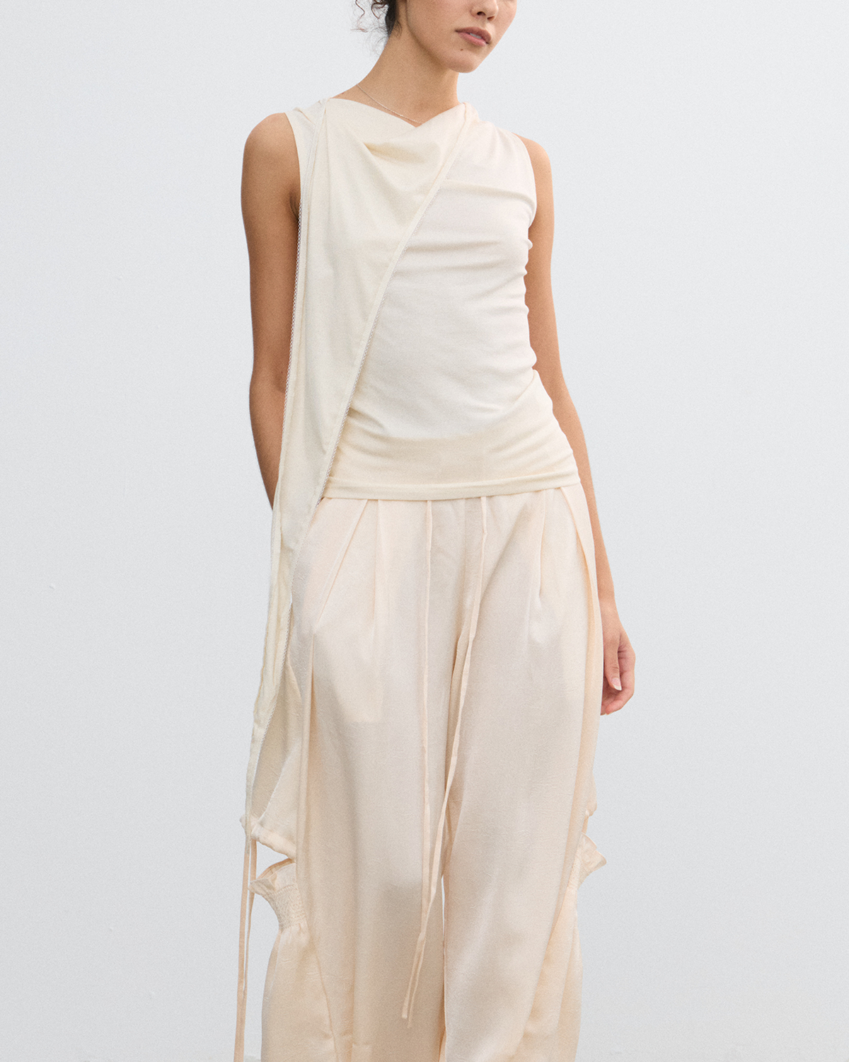 LACE SCARF CAMISOLE